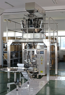 Automatic Film Pillow Bag Vertical Packing Machine Plum Candy Packing Machine with Multi-head Weigher