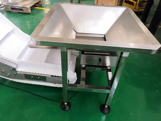 High Capacity Granule PVC PU Belt Incline Conveyor With Hopper