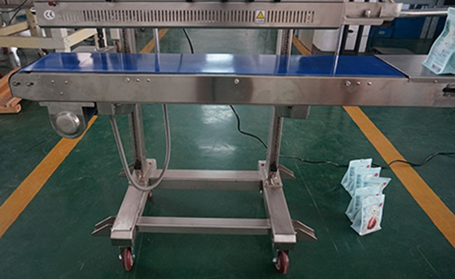 Plastic Bag Heat Sealing Machine Continuous Seal Premade Bag For Food Snack
