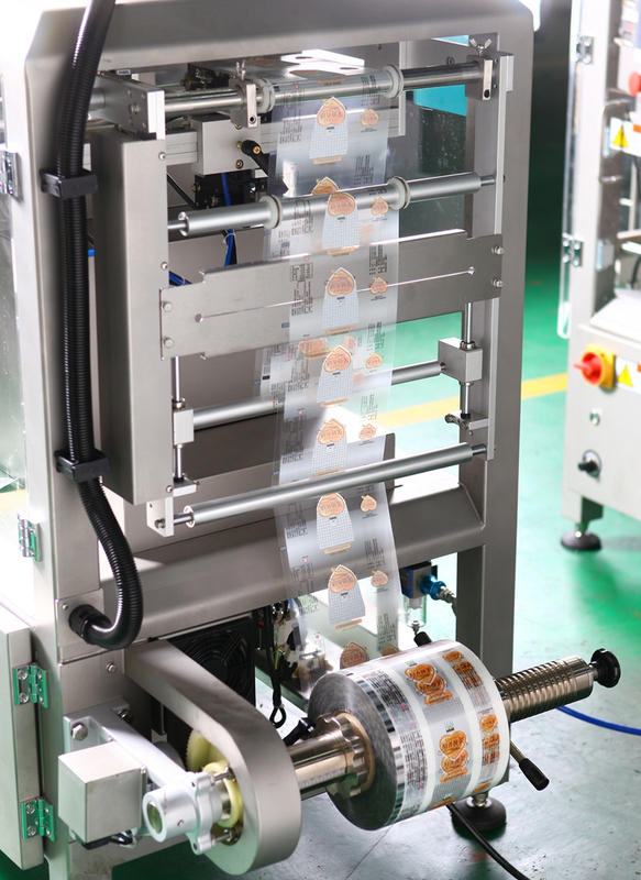 Small Nut Granule Vertical Packing Machine With Cup Filler Pillow Bag Sachet