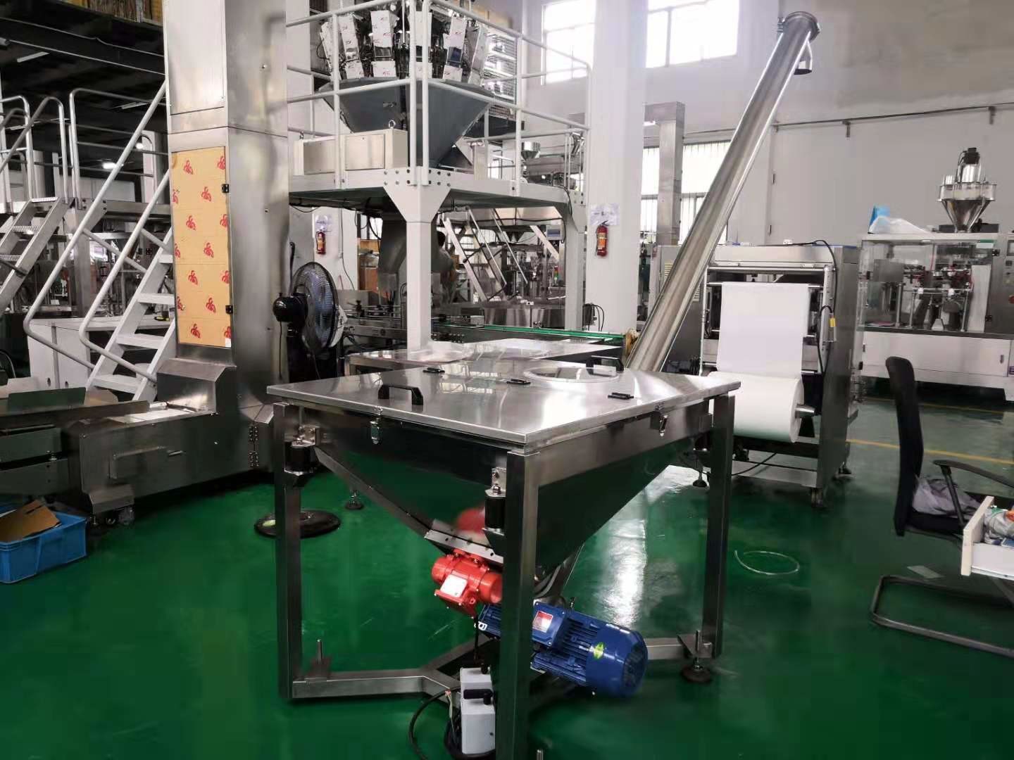 Powder 2m3/h Inclined Screw Food Grade Conveyor With Hopper
