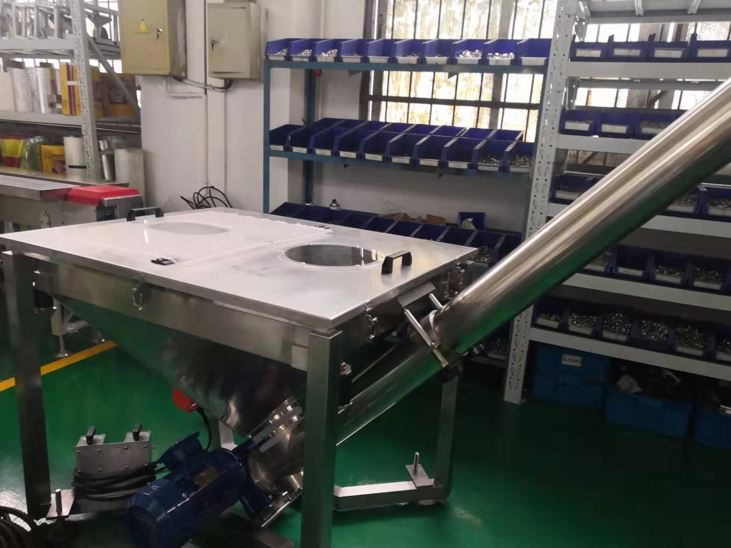 Powder 2m3/h Inclined Screw Food Grade Conveyor With Hopper