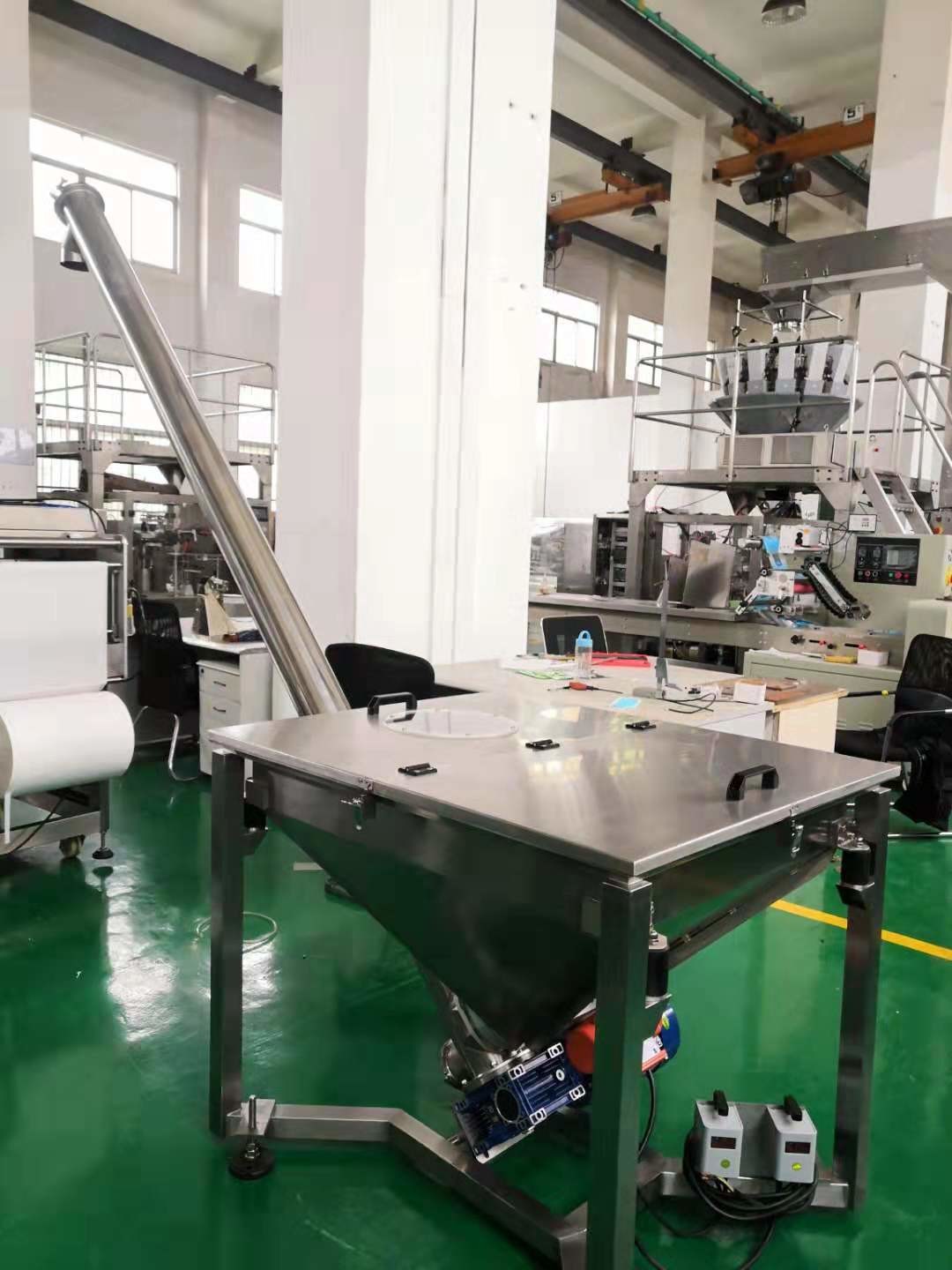 Powder 2m3/h Inclined Screw Food Grade Conveyor With Hopper