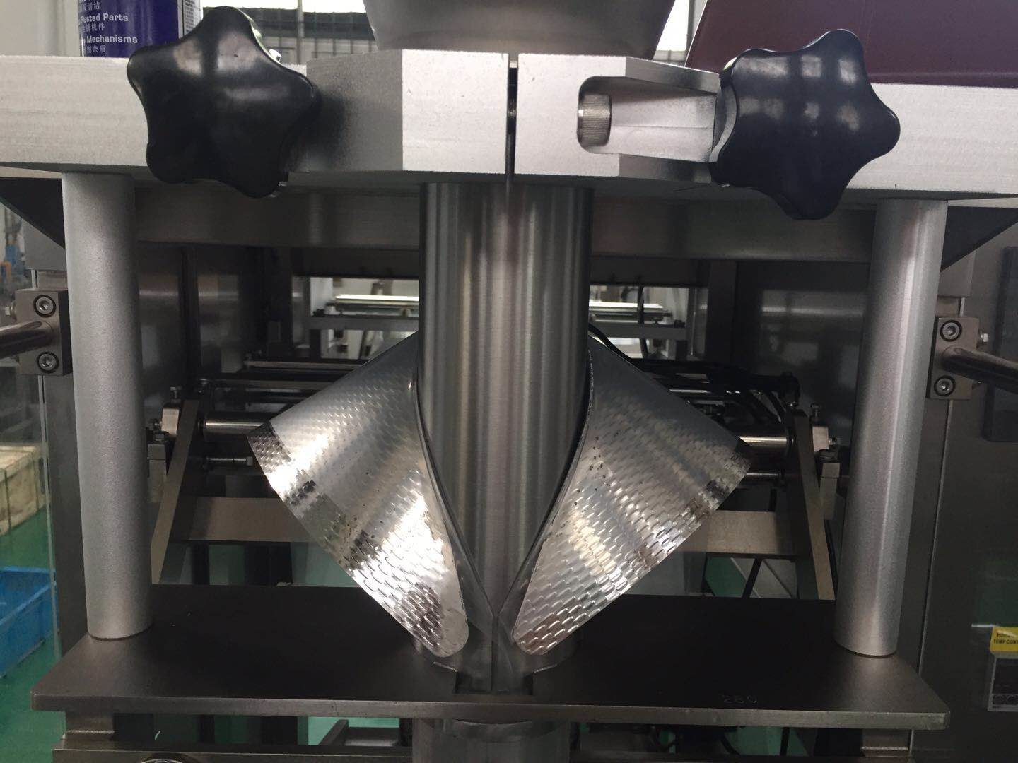 ZH-V520 Automatic Packaging Machine Seal Plantain Chips