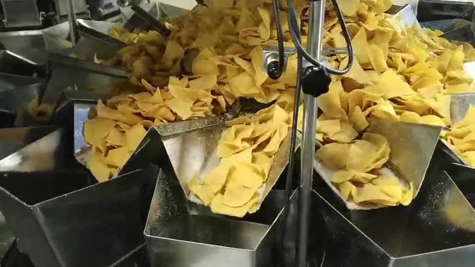 Puffed Food Chips Biscuits Popcorn Pillow Bag Packaging Machine 35 Bags/Min
