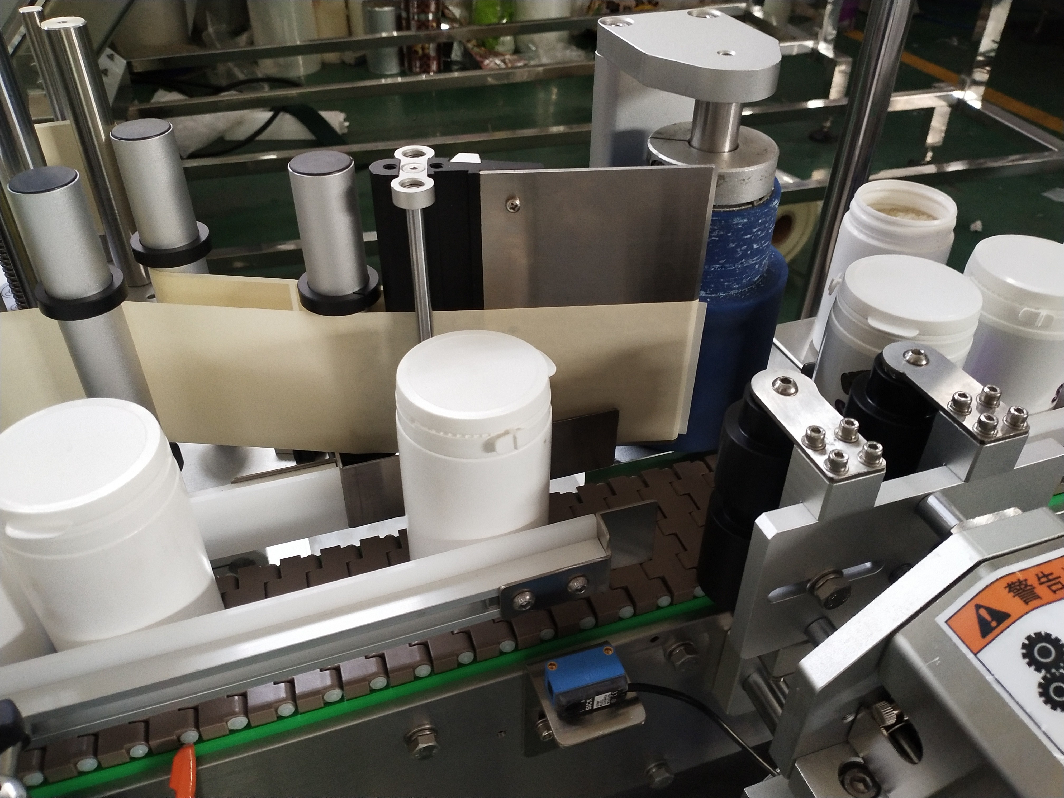 Multifunctional Label Applicator Machine For Round Flat Oval Bottle